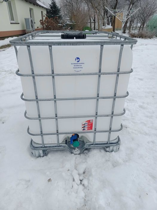 Mauzer czysty  zbiornik 1000l