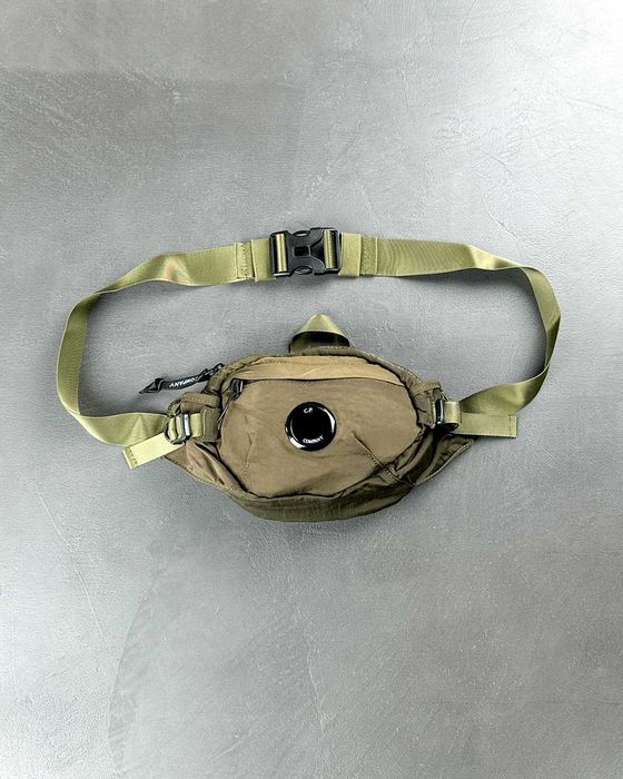 Сумка C.P. Company Nylon B. Crossbody Lens Pack Olive