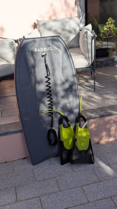 Prancha Bodyboard Radbug & Pés de Pato Boadyboard