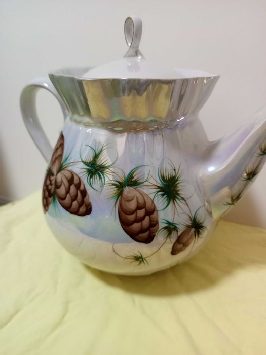 Чайник Коростень фарфор здоровенний