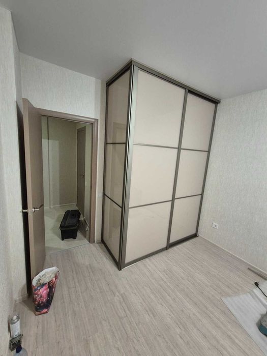 Раздвижные системы  межкомнатные перегородки  двери купе
