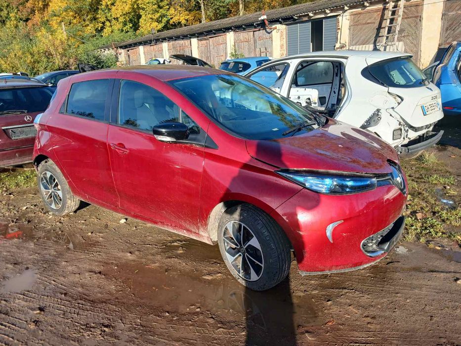 Розборка шрот запчастин Renault Zoe