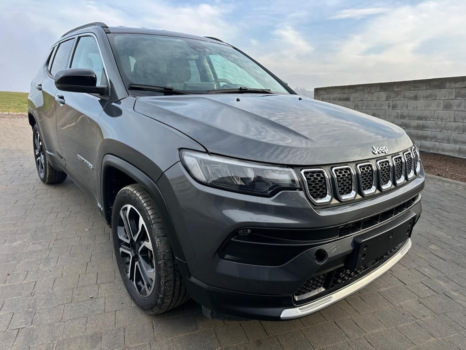 Jeep Compass 1.5mHEV Limited Ledy Navi Kamera