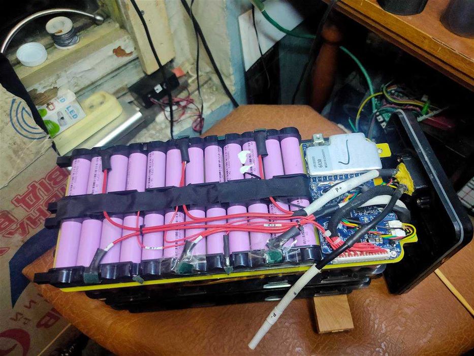 Ecooter 30A 64V 18S 12P 75,6V