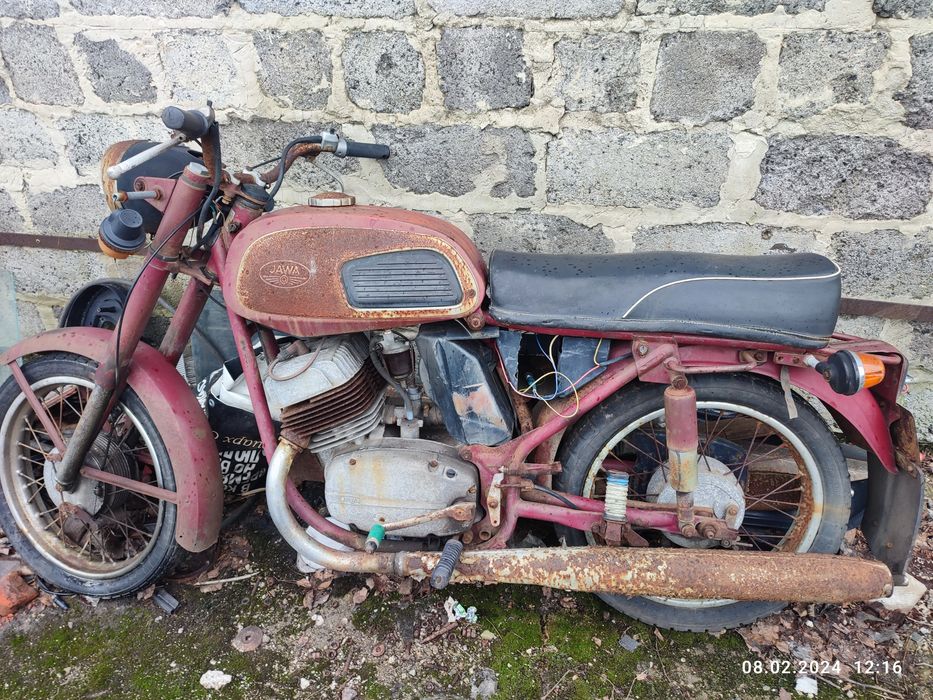 Мотоцикл  Jawa под восстановление