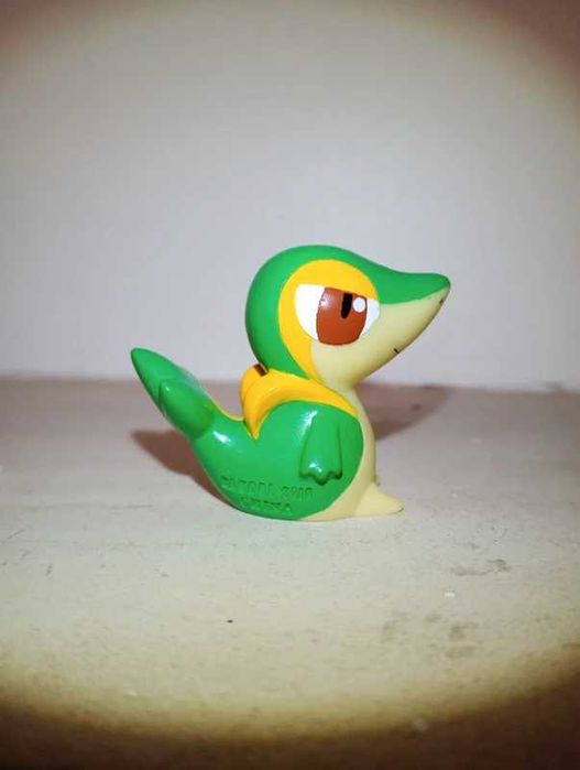 Pokémon finger puppet / brinquedo / figura pokémon Snivy da bandai