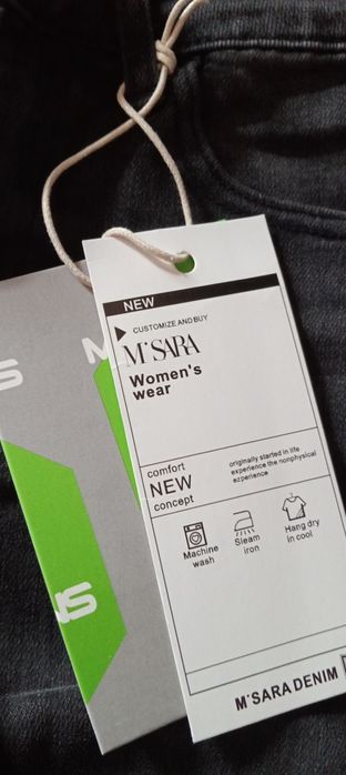 Jeansy czarne z przetarciami