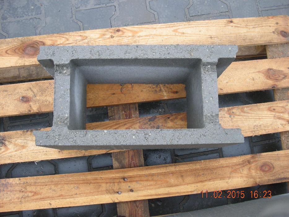 Pustak Szalunkowy 24 cm zalewowy betonowy , 30 cm , 20 cm OGRODZENIOWY