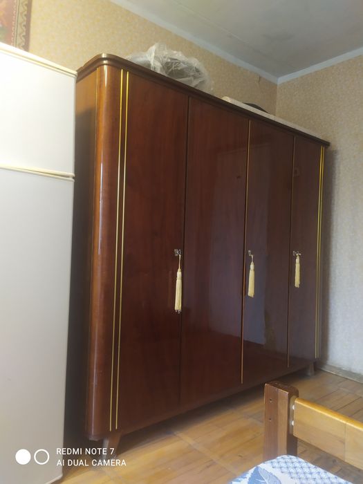 Шафа 3-х дверна, виробництво Німеччина