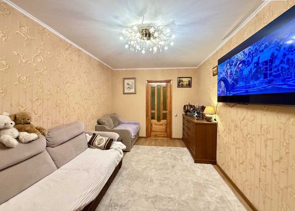 СВІТЛА 3К Квартира В Центрі МІСТА!!!