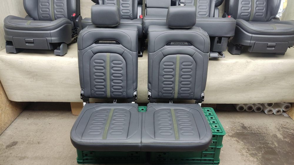 Сидіння водія пасажира задній диван 2-3 ряди сидінь Rivian R1S Gen2 24