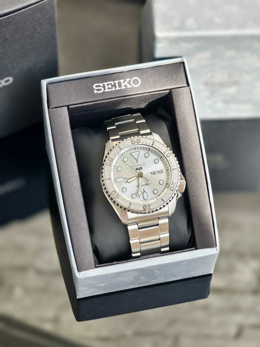 Seiko 5 Sports SRPE71K1 Новий з гарантією