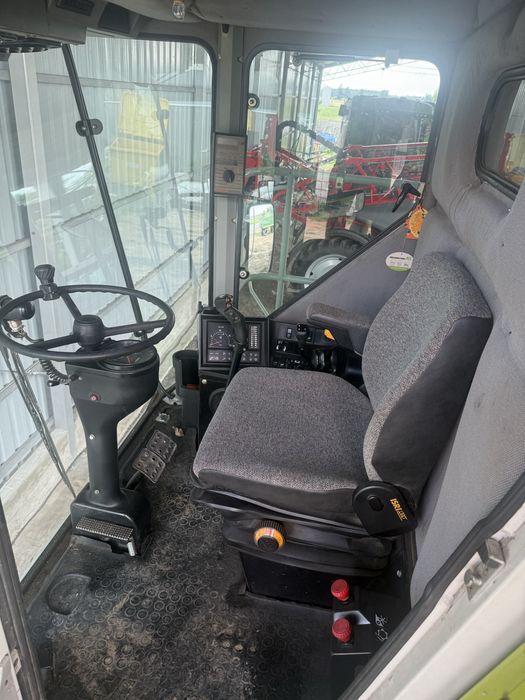 Claas Dominator 118 Maxi