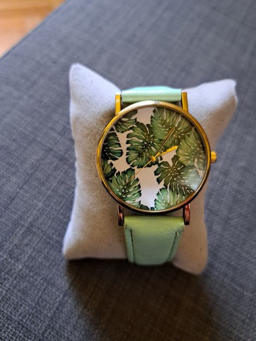 Zegarek na rękę liście monstery. Nowy. 4 kolory do wyboru.