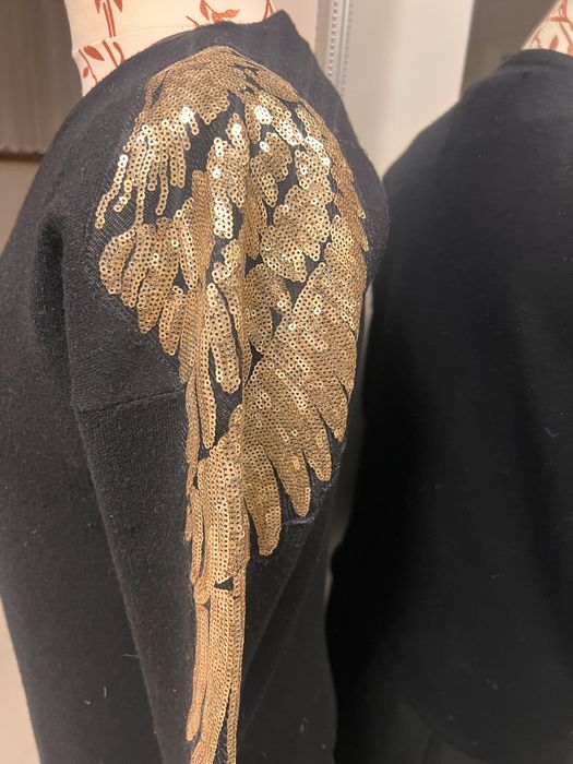 Mohito sweter czarny złote skrzydła s 36 pagony rękawy cekiny