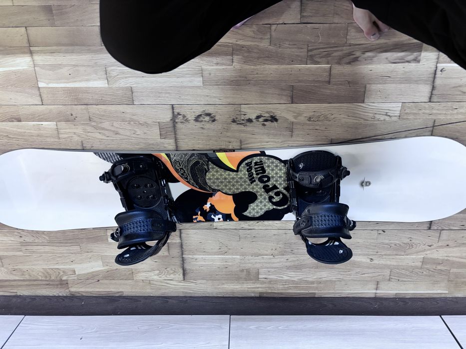 HEAD Комплект: лижі ,сноуборд, шлем ,ботинки,