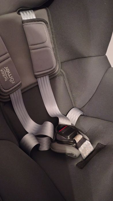 Fotelik samochodowy Britax Romer 2R Szary do 18 kg