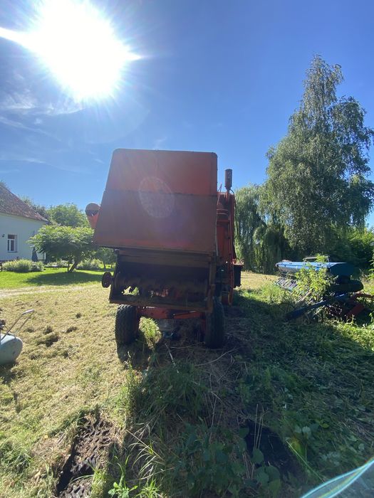 Bizon z kabiną i sieczkarnią