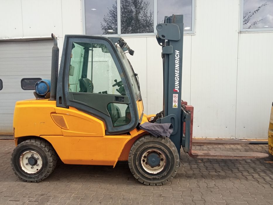 Wynajem Wózek Widłowy 5t. UDT. Wynajem Usługi KOTERBA Polecam