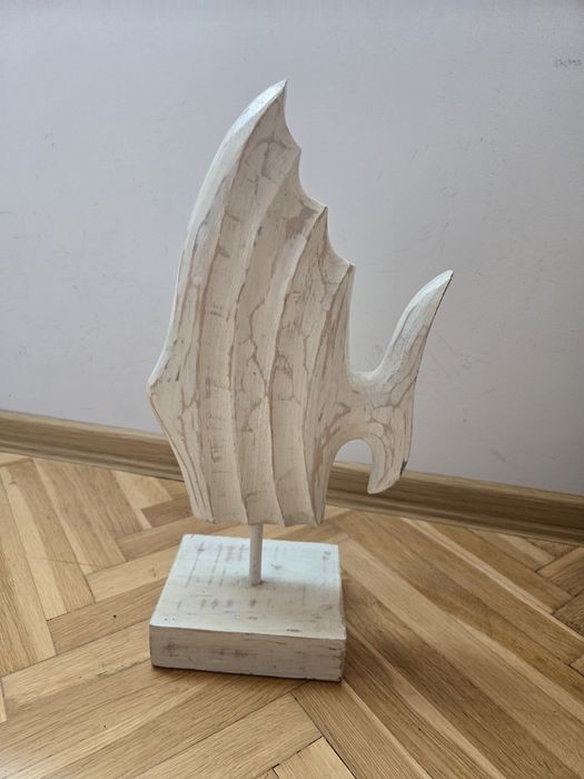 Ryba drewniana bielona