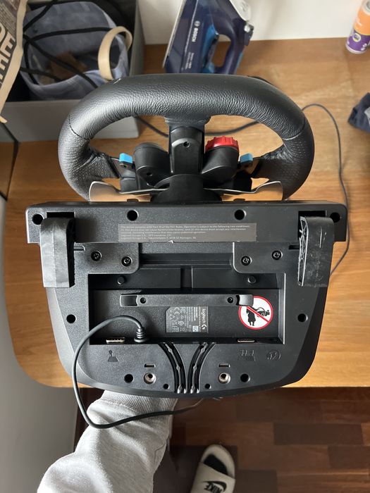 Logitech G29 volante e pedais