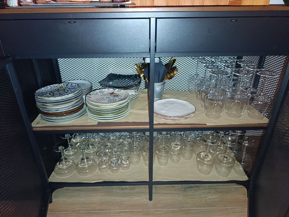 Lote de material de cozinha e sala hotelaria