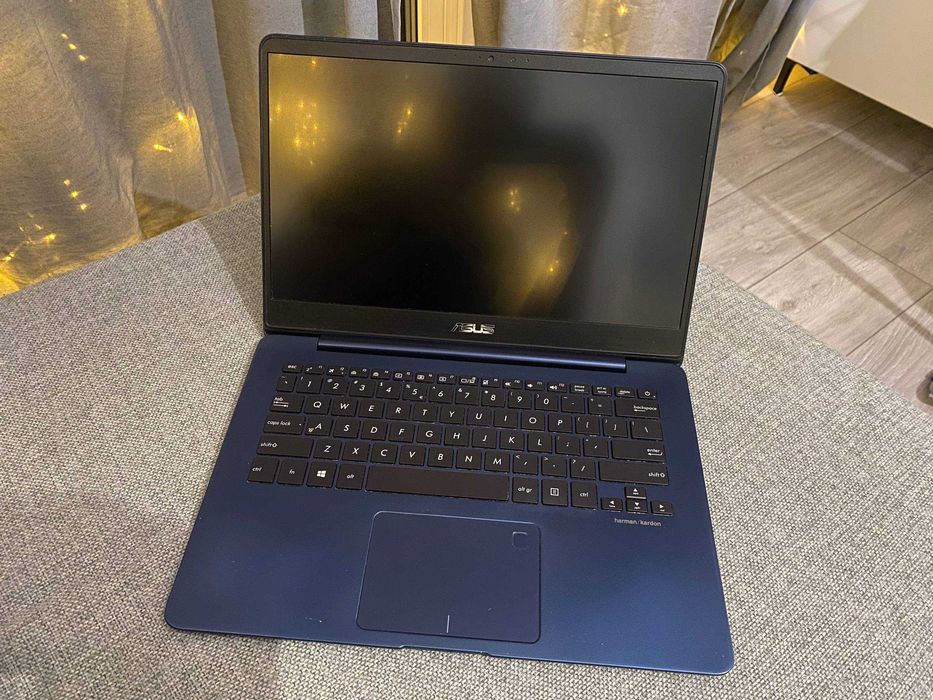 ASUS ZenBook UX430UNR - i7/16 GB RAM/512 GB/NVIDIA GeForce MX150 2 GB