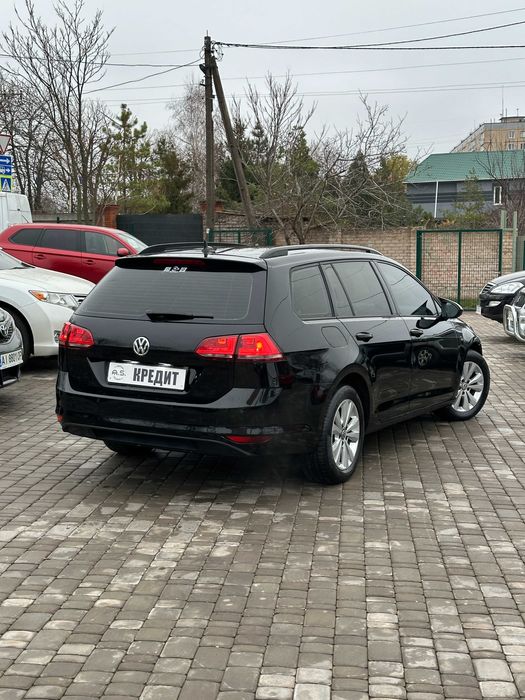 Продам Volkswagen Golf 2014 рік можлива розстрочка,кредит,обмін!
