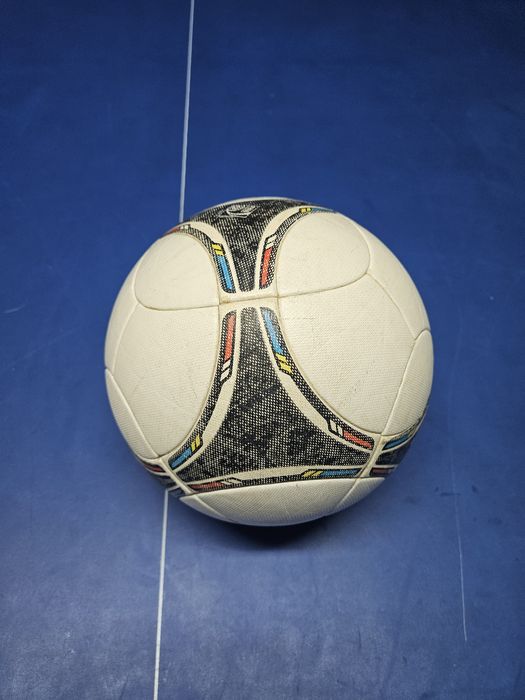 Adidas Official Matchball Tango 12