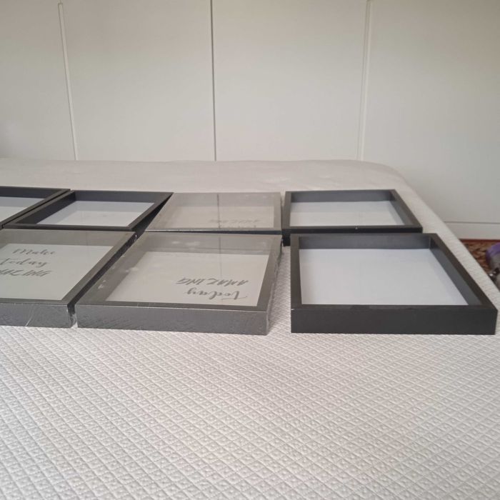 Molduras 20 x 25 pretas novas