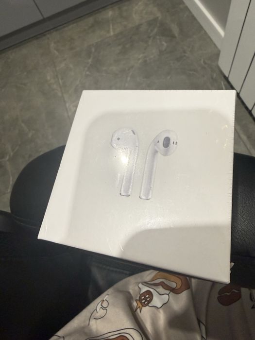 Продам свои беспроводные Bluetooth наушники airpods