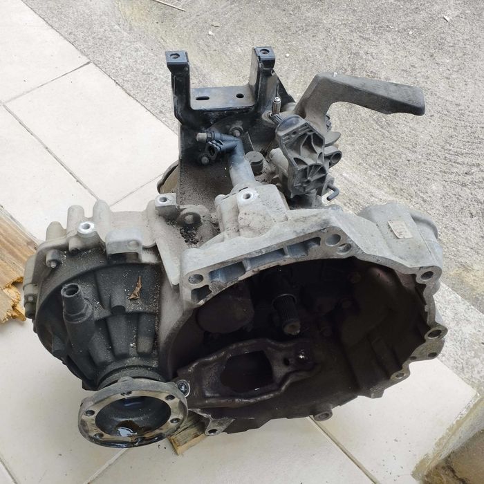 Caixa 5 velocidades para Seat Ibiza 6J 1.4 tdi (2009) ref. JDD