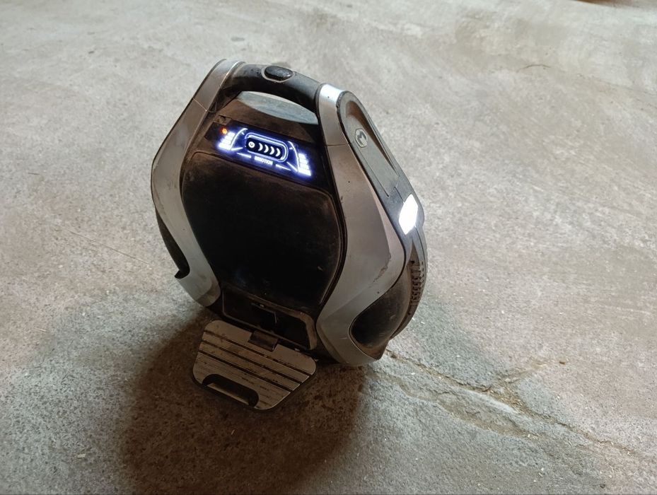InMotion V3 Pro.