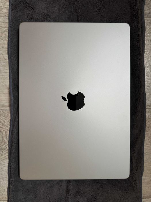 Macbook Pro 14 M1 Pro(10CPU/16GPU) 1TB SSD 16 RAM