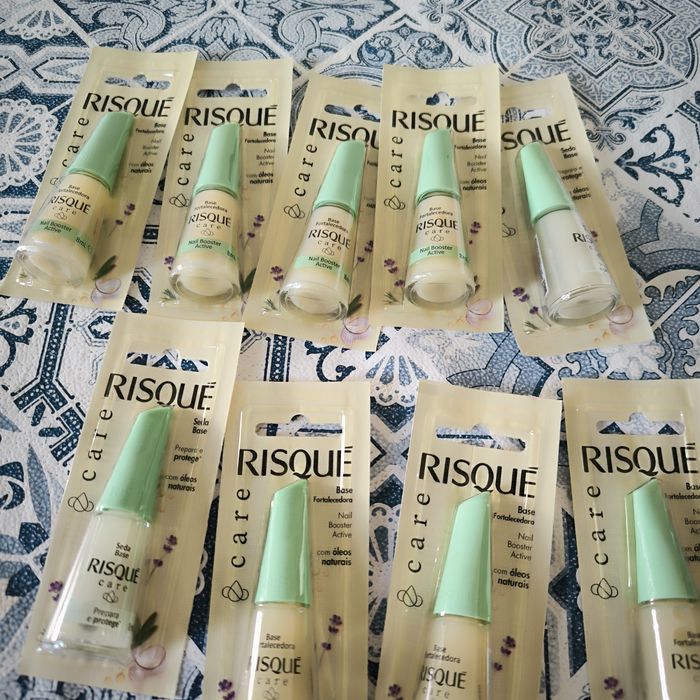 Esmalte verniz risque brasil