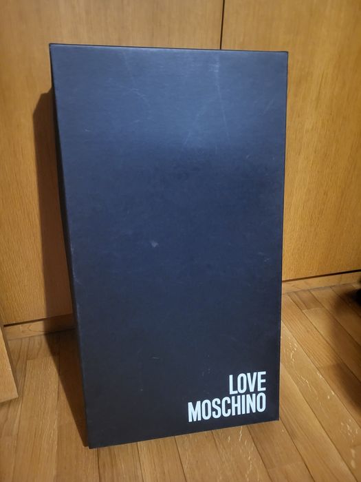 Galocha Love Moschino