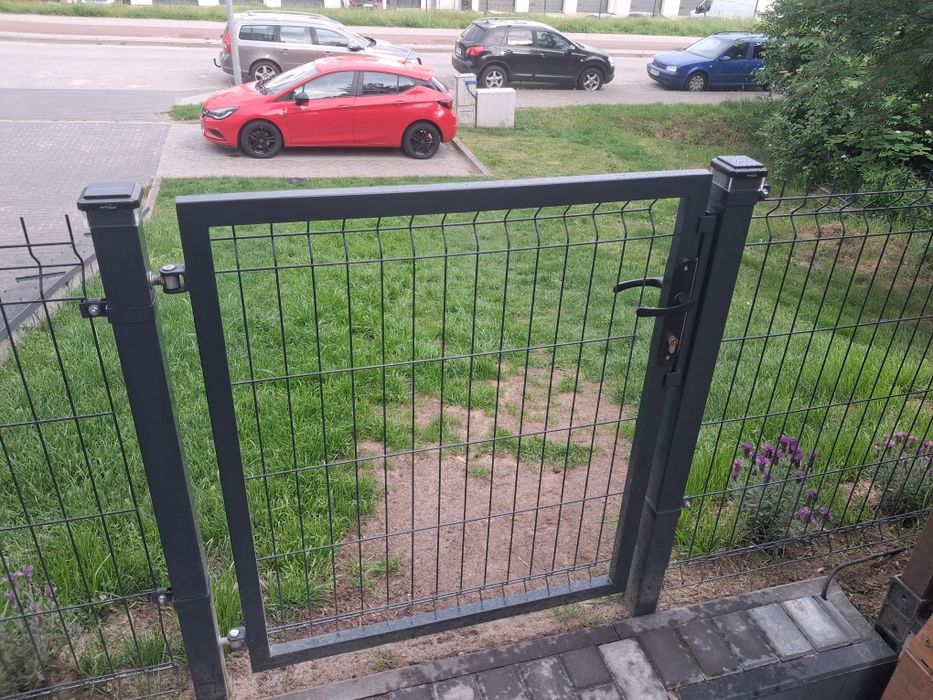 Lampka solarna na słupek 60x60 2szt.