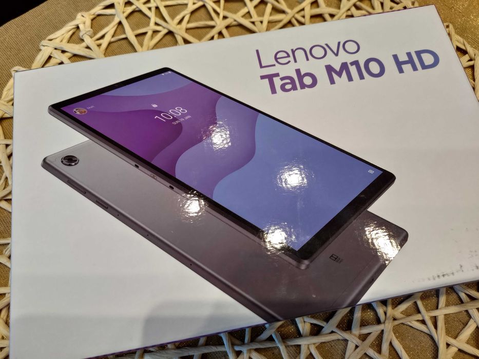 Tablet Lenowo 4/64 LTE SIM etui podstawka ładowania