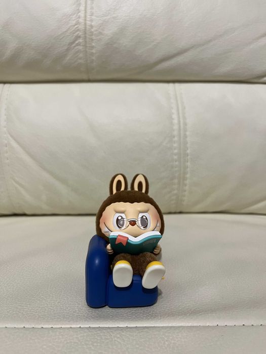 Labubu The Monsters 1:00 A.M. Figures | Reading Time