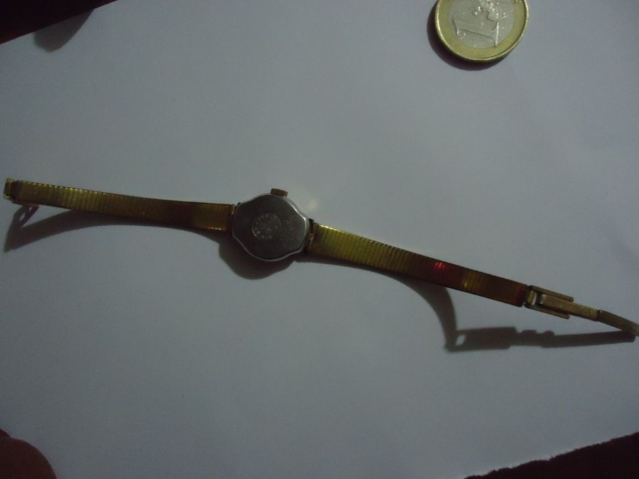 Relógio de Senhora Marca " Cauny"
