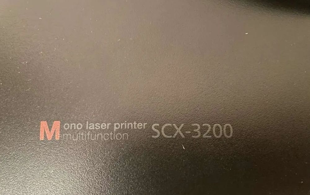Лазерный принтер scx 3200,  копирует, сканирует, печатает.