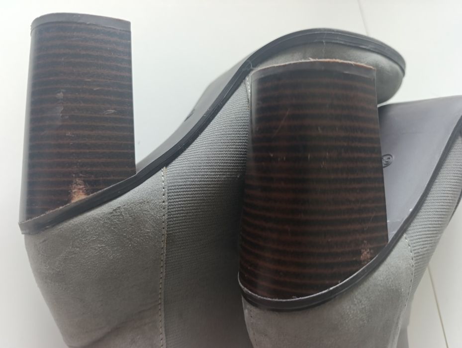 Szare botki 39 Reserved