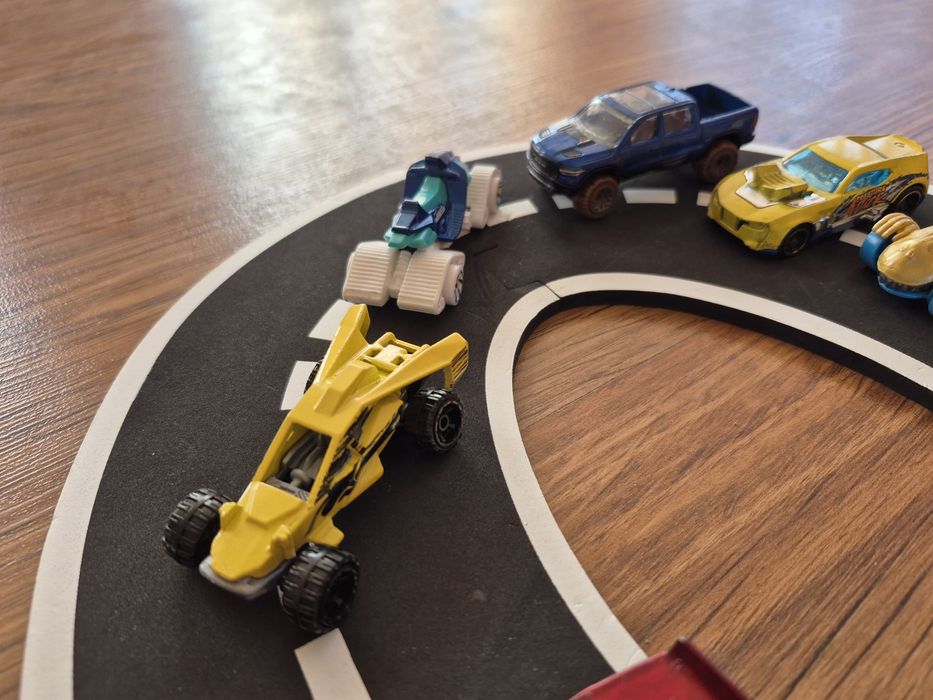 Лот машинок Hot Wheels