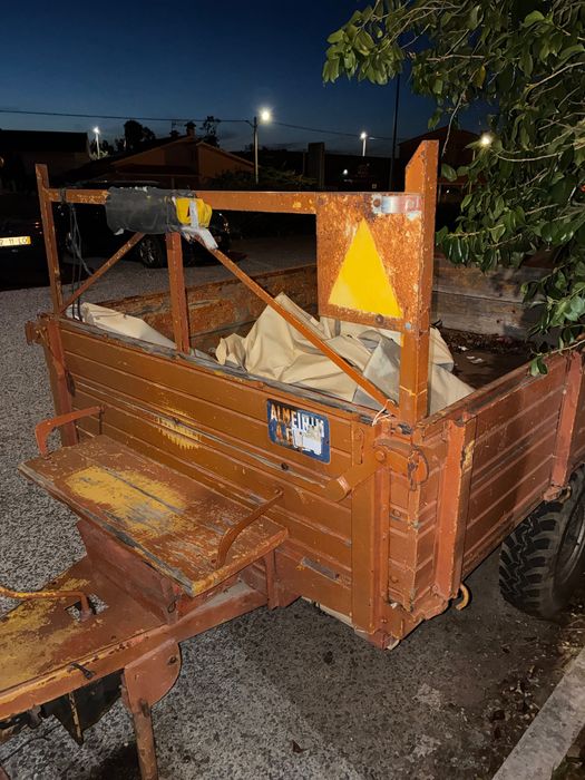 Reboque agrícola