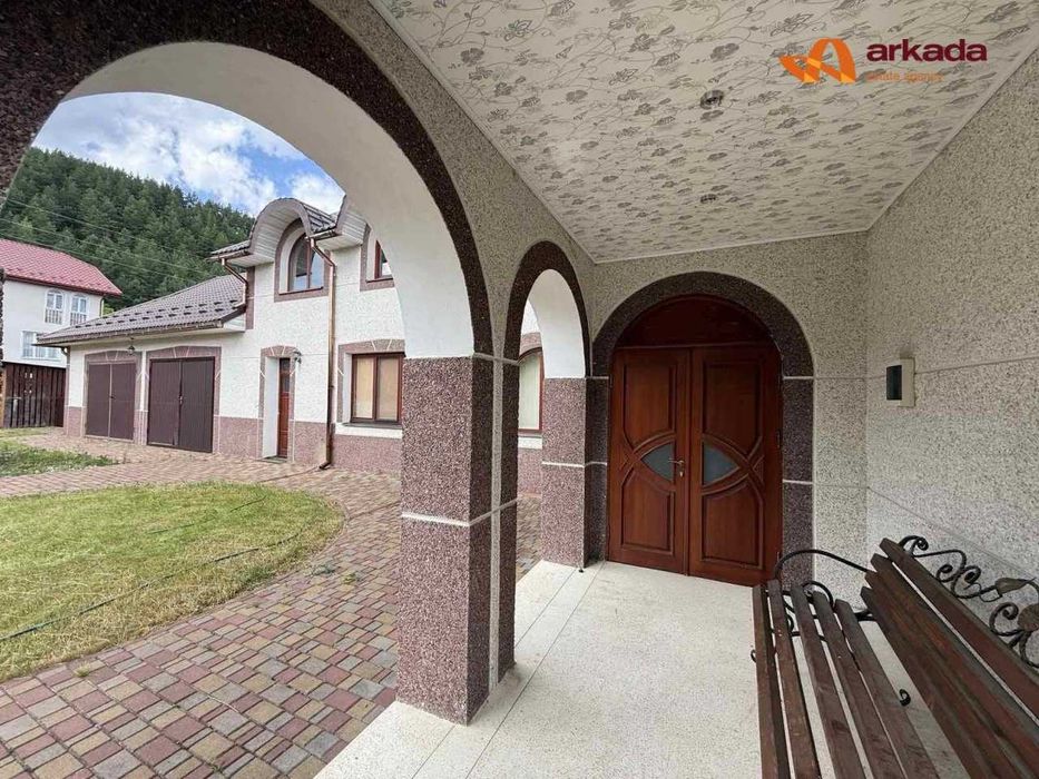 Продаж будинку з неймовірним краєвидом + комерція