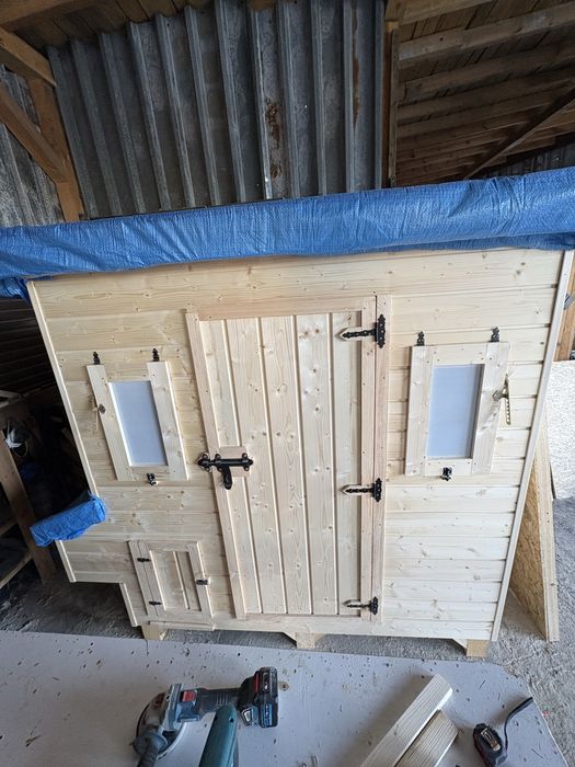 Domek dla kur , kurnik