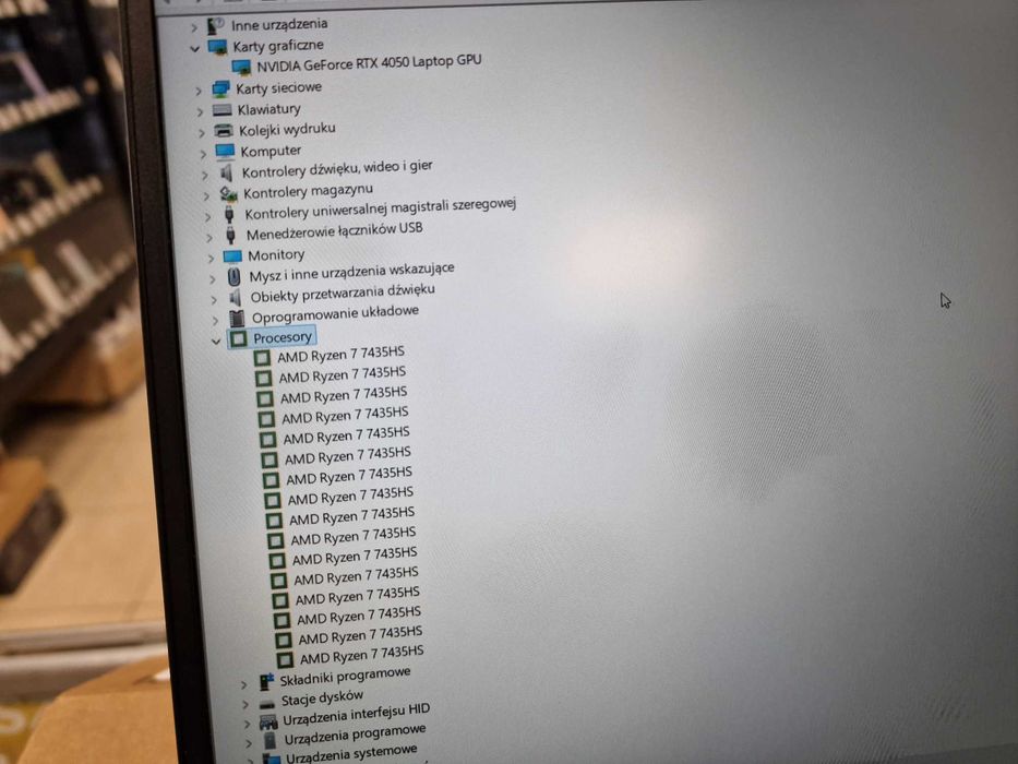 Lenovo LOQ 15ARP9/ R7 7435HS/ 24GB DDR5/ 512GB/ RTX 4050 6GB/ Grade A