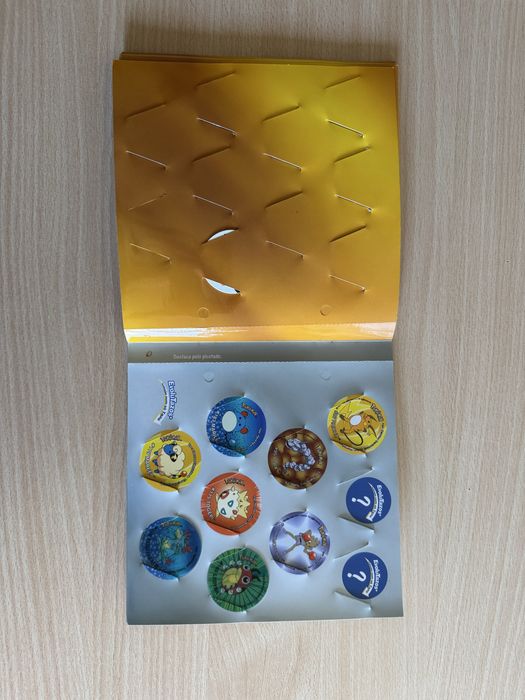 Caderneta Pokemon Tazos 3 + 32 Tazos (Matutano)
