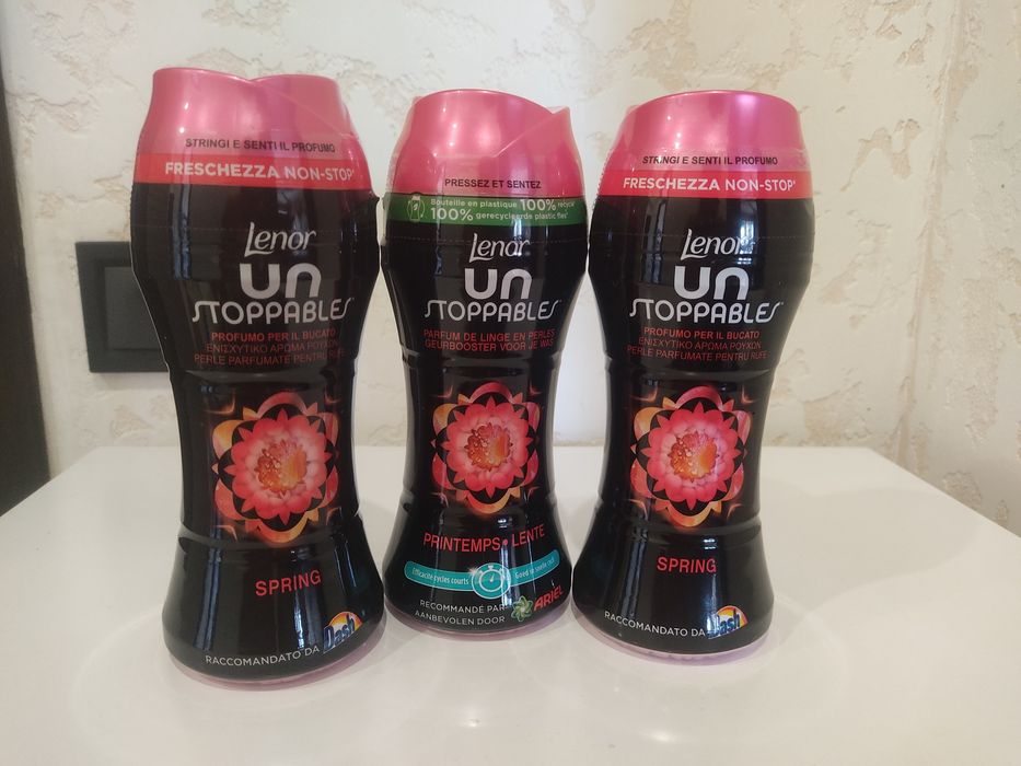 Парфумоіані гранули Lenor .