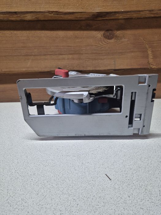 Erbauer Pilarka Tarczowa 18V